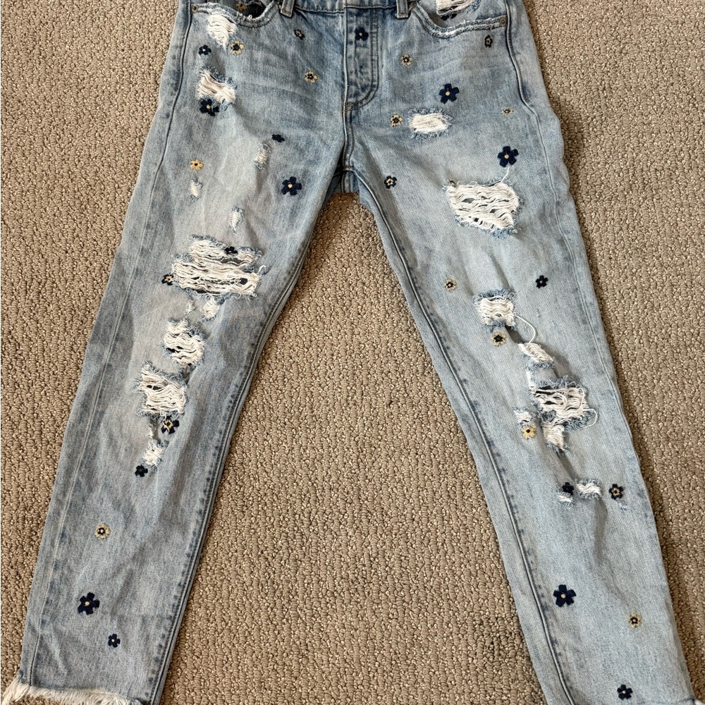 Distressed Light Blue Embroidered Jeans
